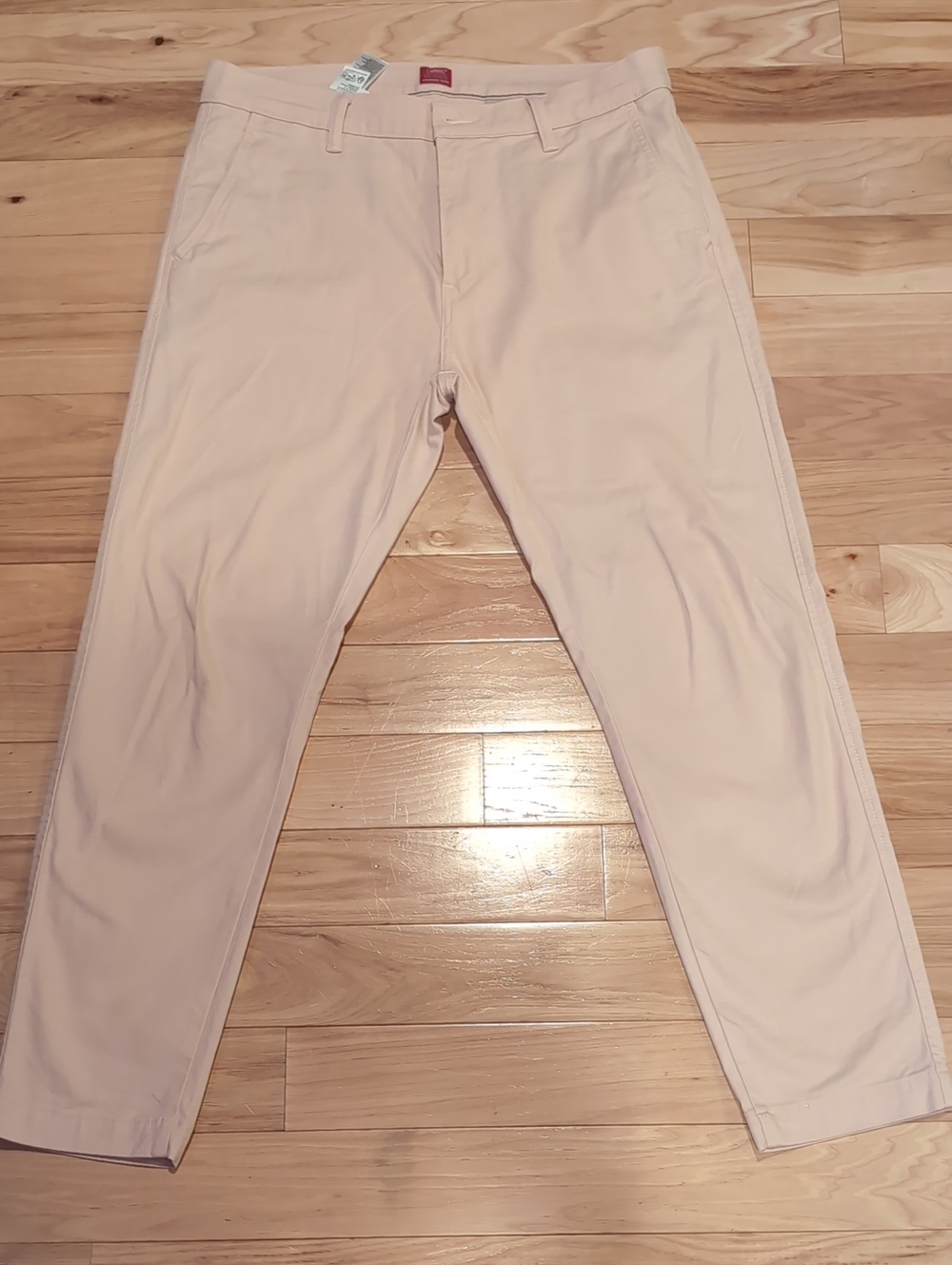 Levi's Slim Chinos in Light Peach